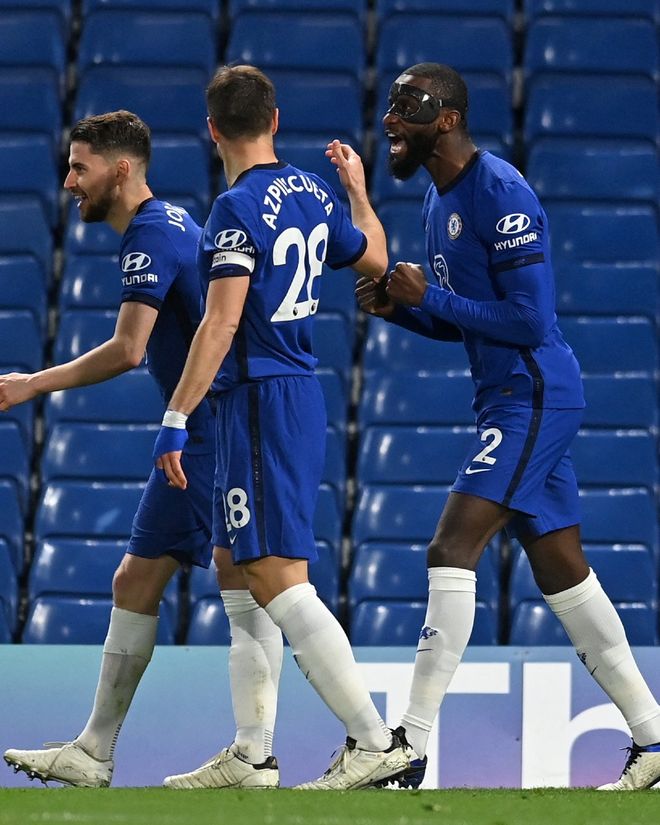 球星生日夜梅开二度，收获双喜