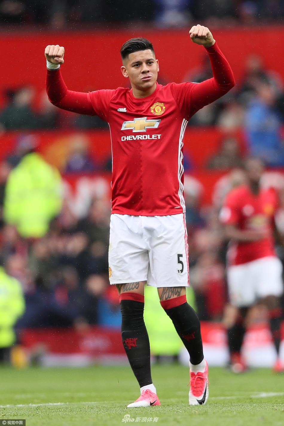 半场战报：海登海姆0-1弗赖堡，曼赞比建功