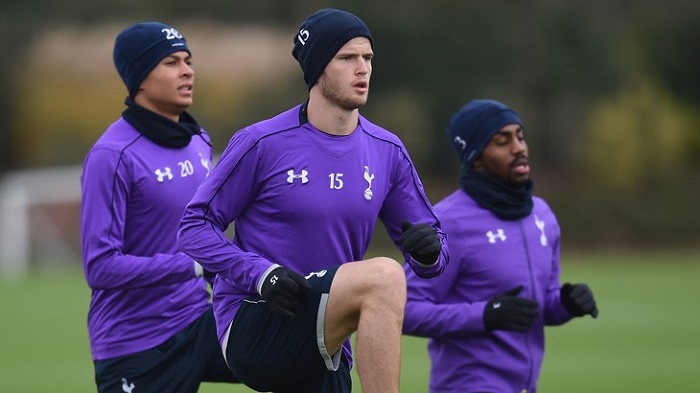 意媒：因西涅优先考虑加盟拉齐奥，他正等待俱乐部的明确信号